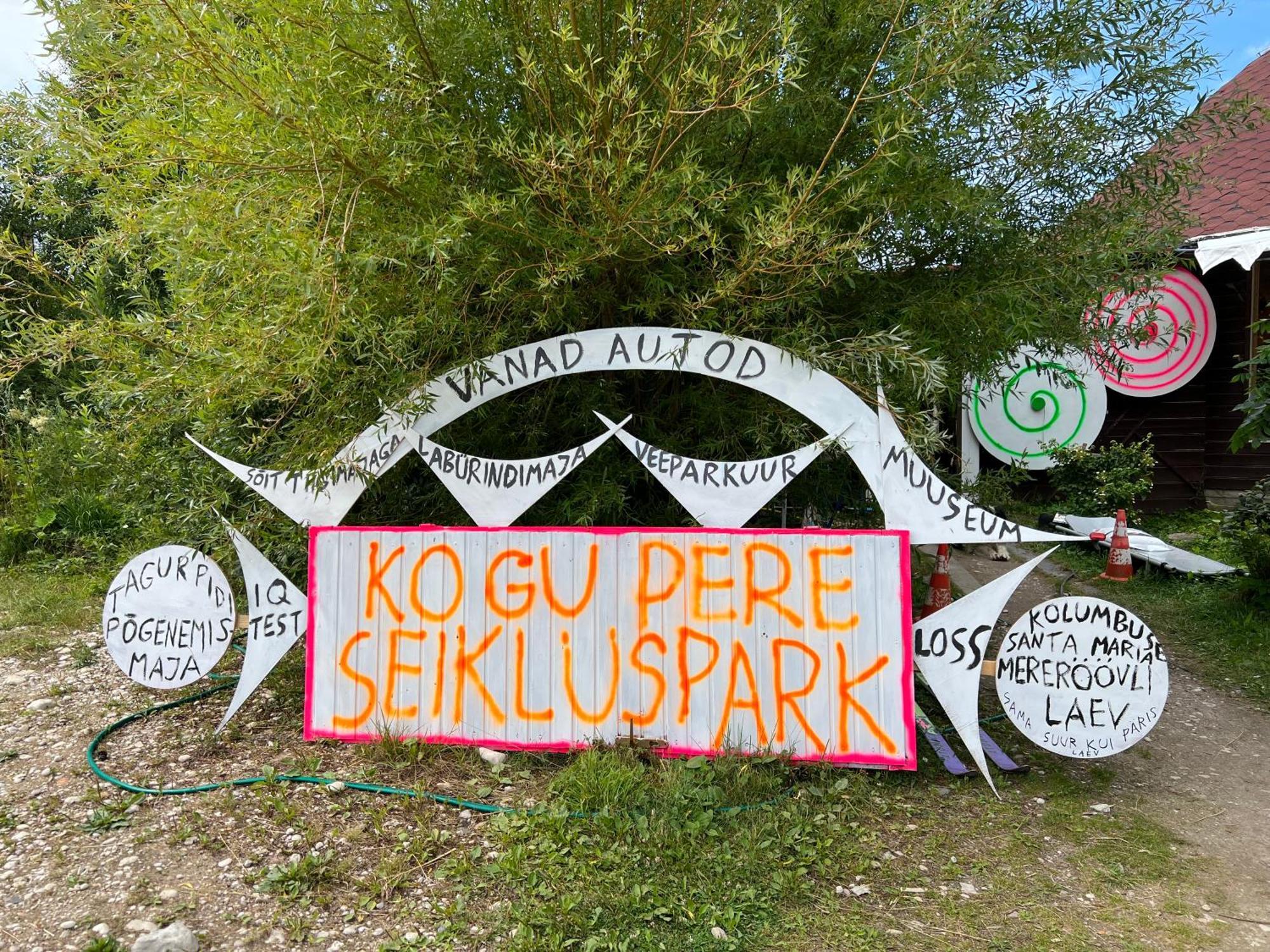Hotel Suurekivi Kuelalistemaja Reigi Zewnętrze zdjęcie